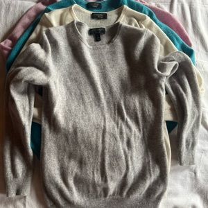 Bundle of 100% cashmere blouses for women size M